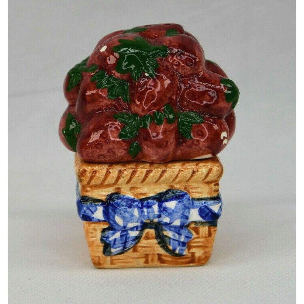 Vintage Basket Of Strawberries Figural Salt And Pepper Shakers